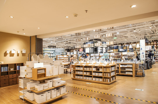 日用品店的多元魅力 小物件的大智慧